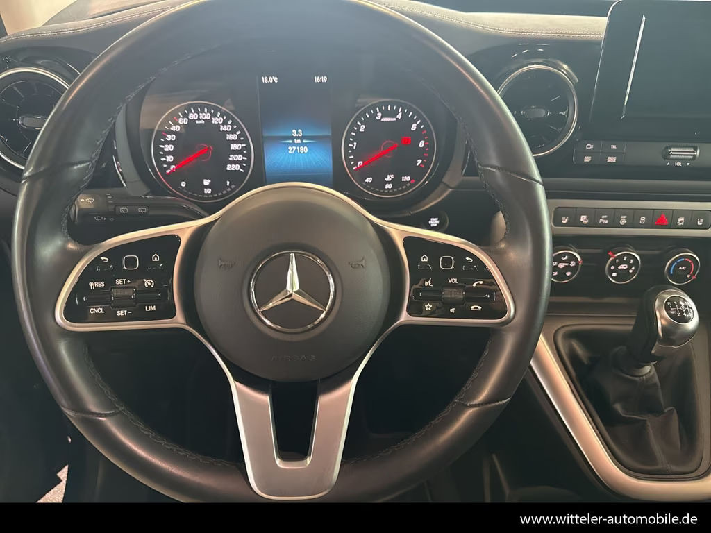 Mercedes-Benz T 180