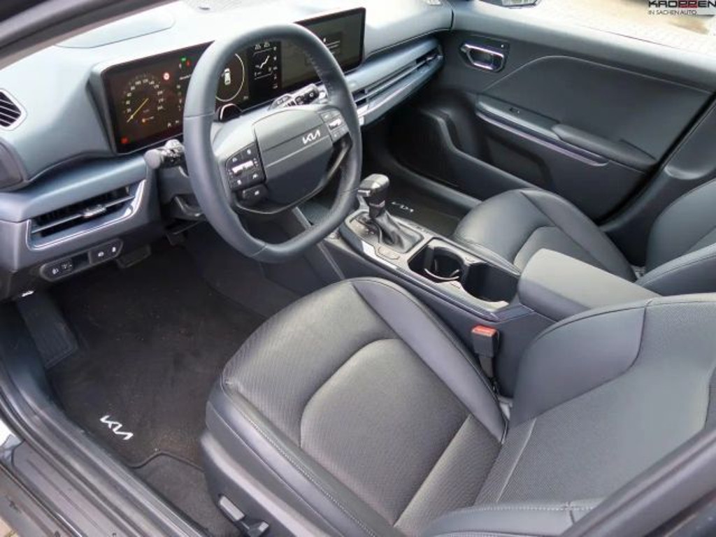 Kia K4