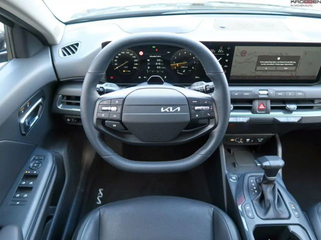 Kia K4