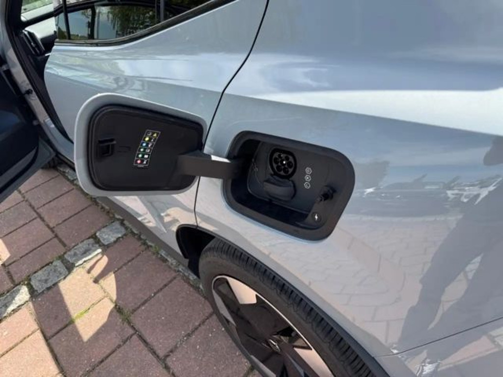 Volvo EX30