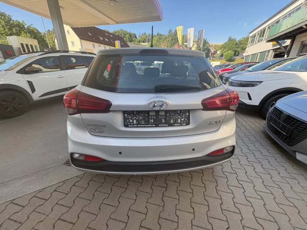 Hyundai i20