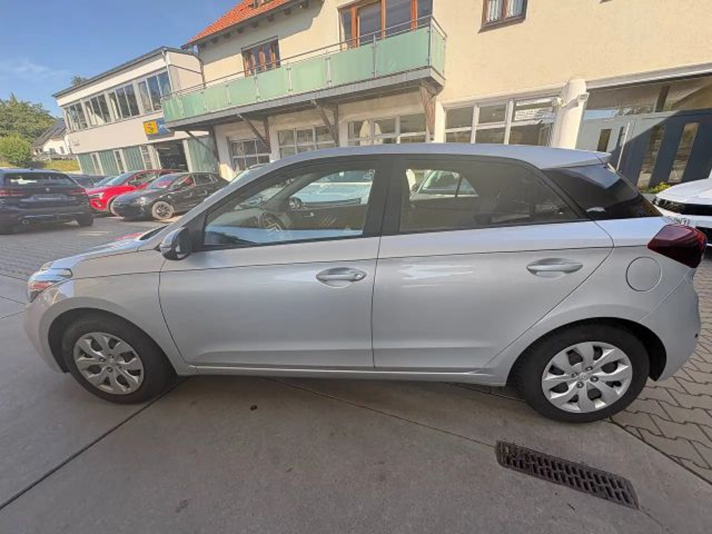 Hyundai i20