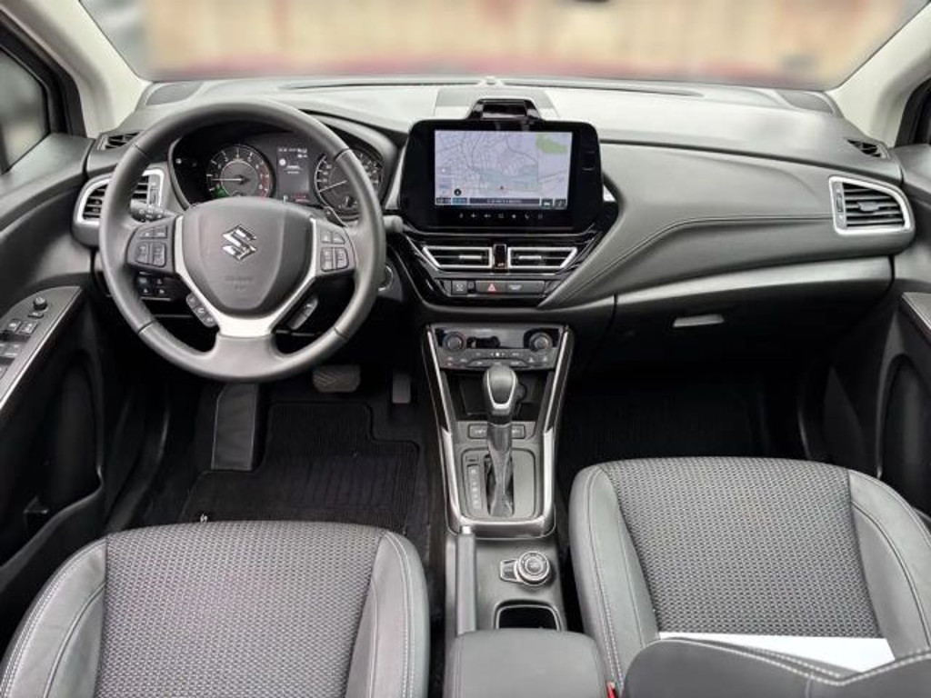 Suzuki S-Cross