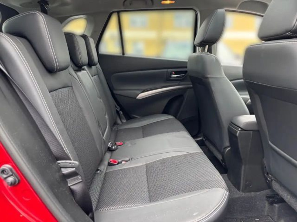 Suzuki S-Cross