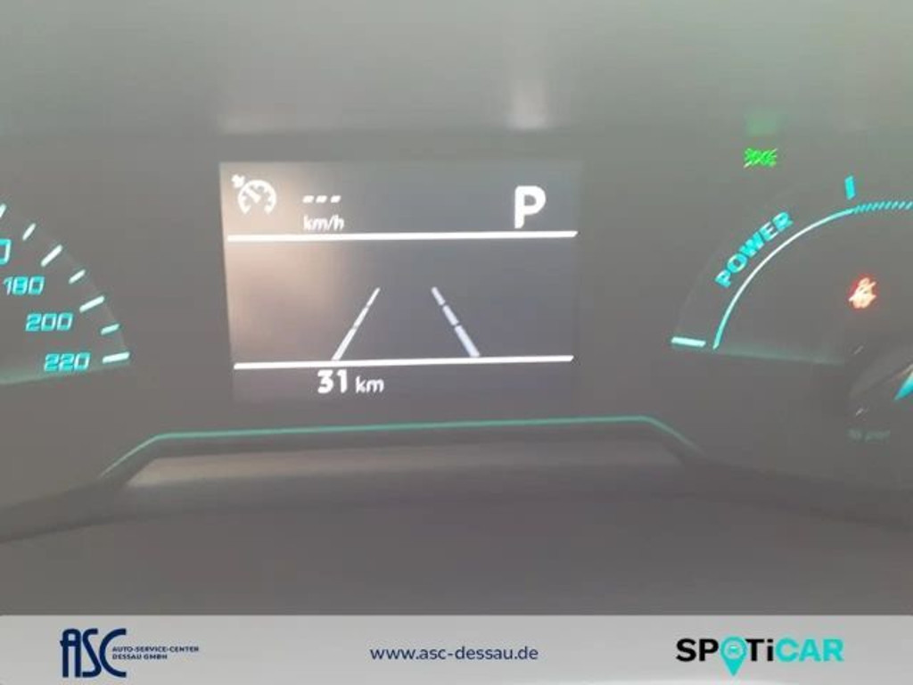 Peugeot e-208