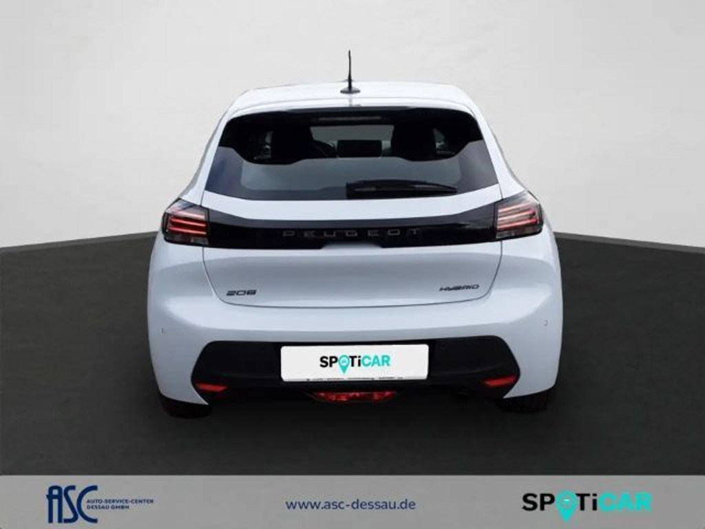Peugeot e-208