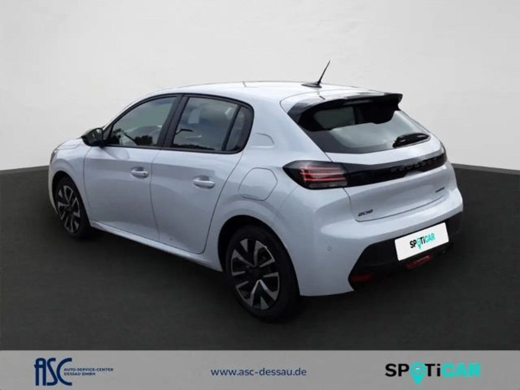 Peugeot e-208