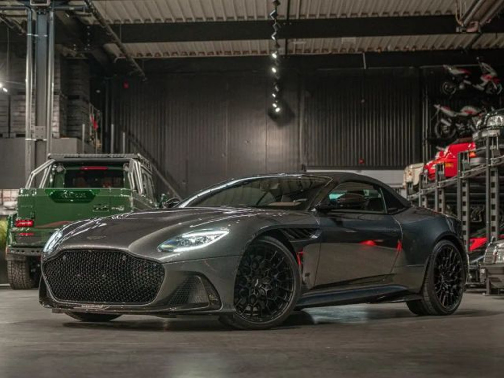 Aston Martin DBS