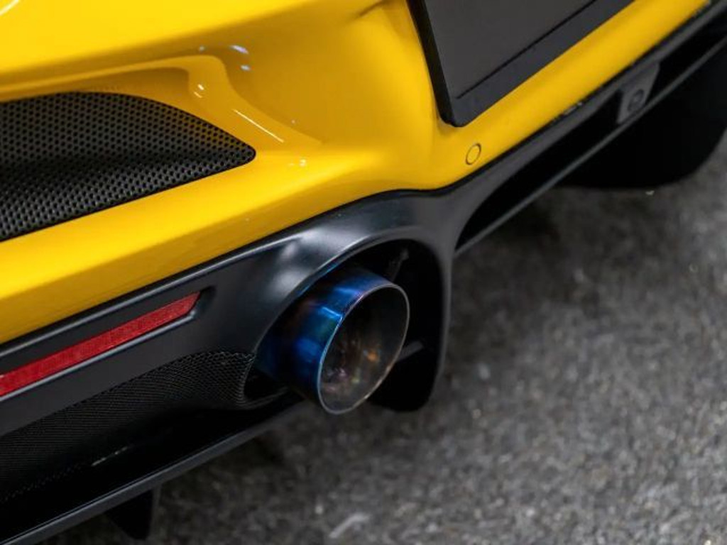 Ferrari F8