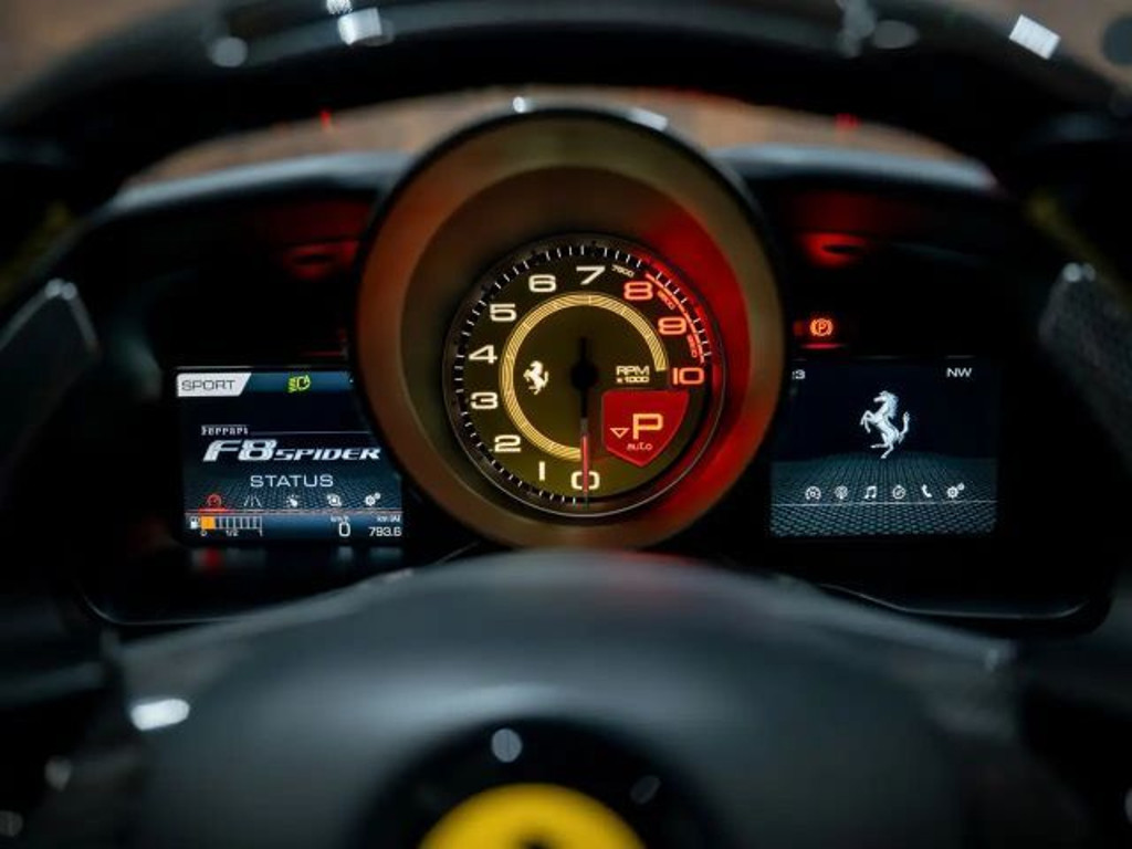 Ferrari F8