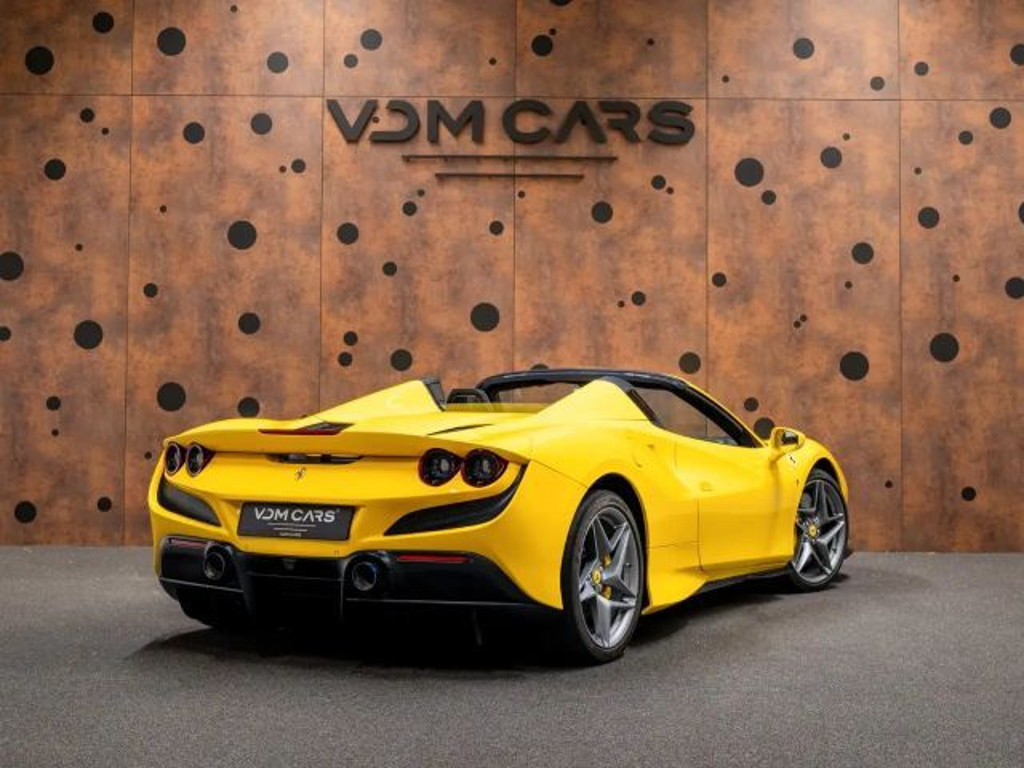 Ferrari F8