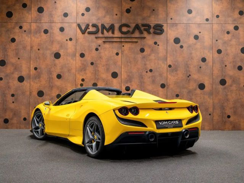 Ferrari F8