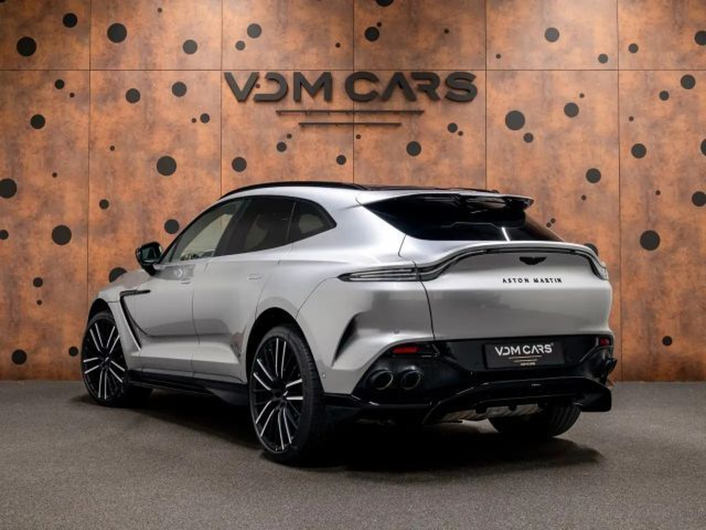 Aston Martin DBX