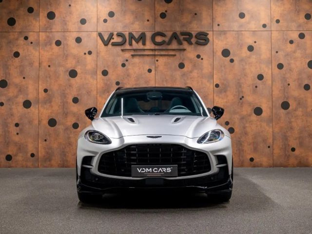 Aston Martin DBX