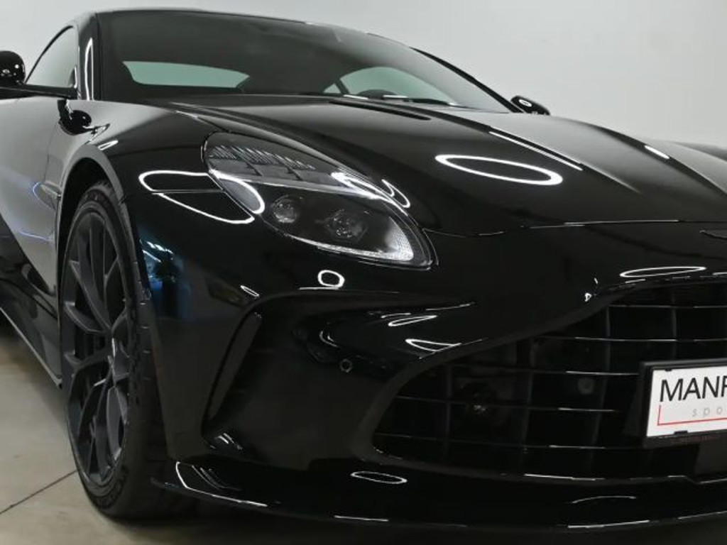 Aston Martin Vantage