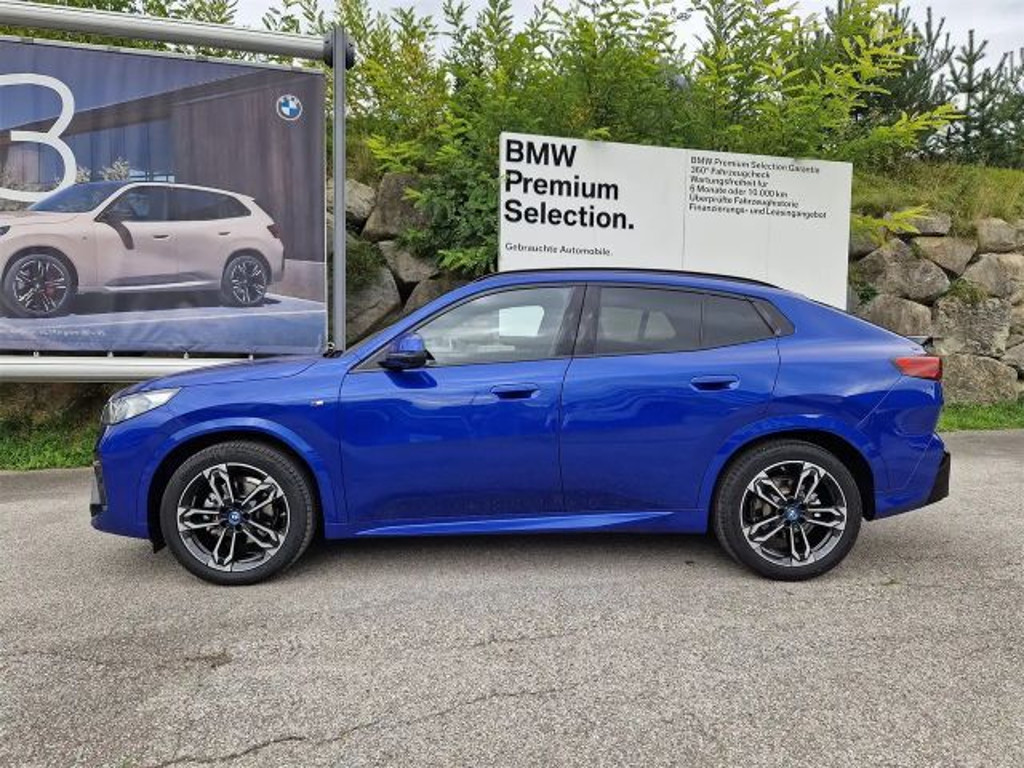 BMW iX2