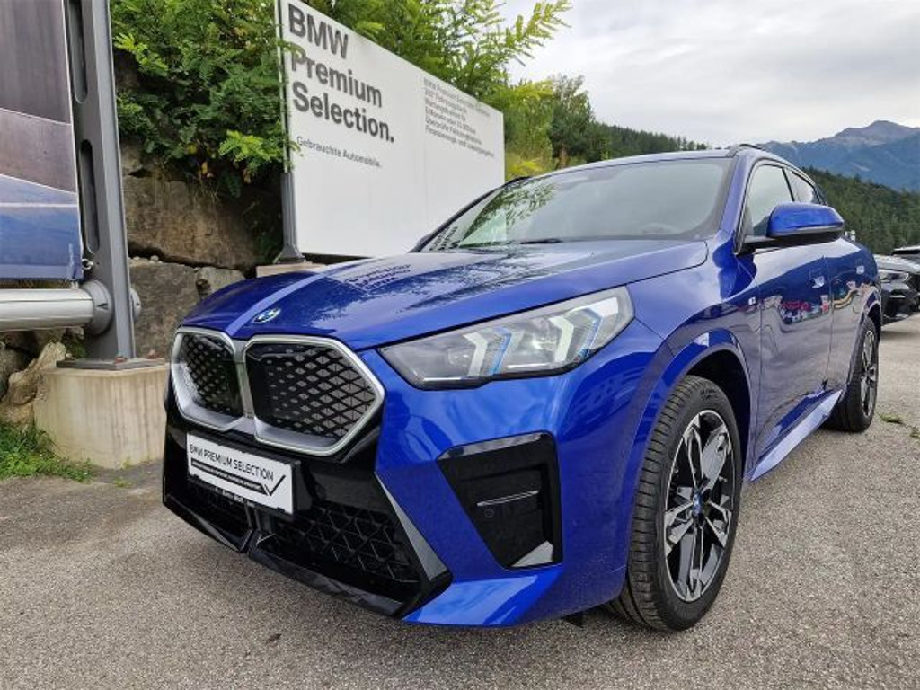 BMW iX2
