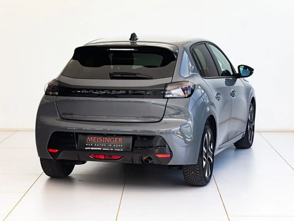 Peugeot e-208
