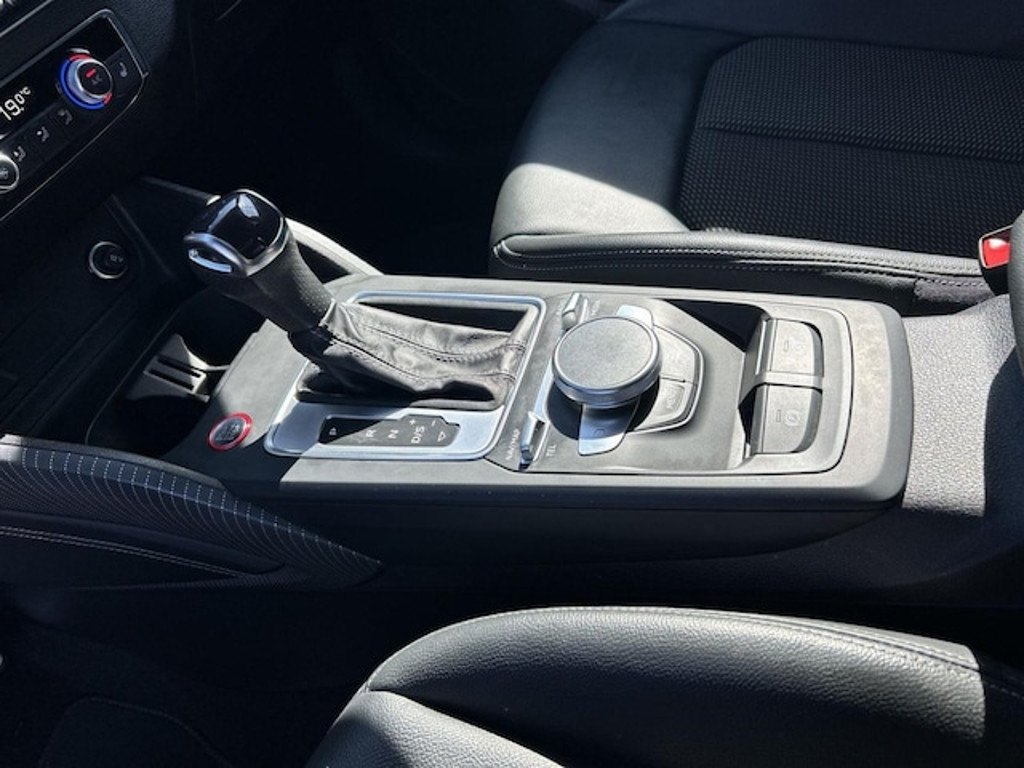 Audi SQ2