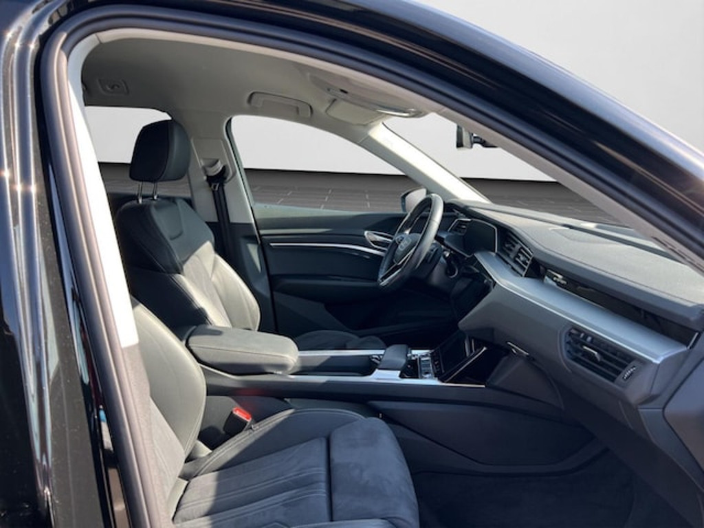 Audi Q8 e-tron