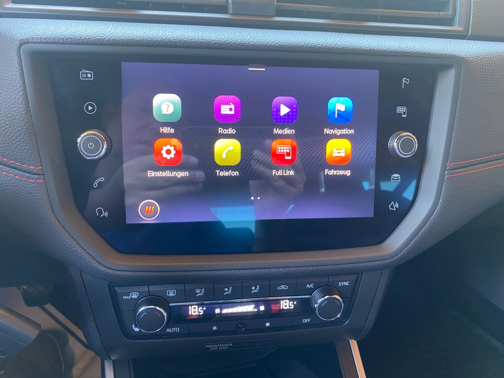 Seat Arona