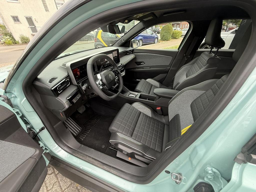 Renault 4