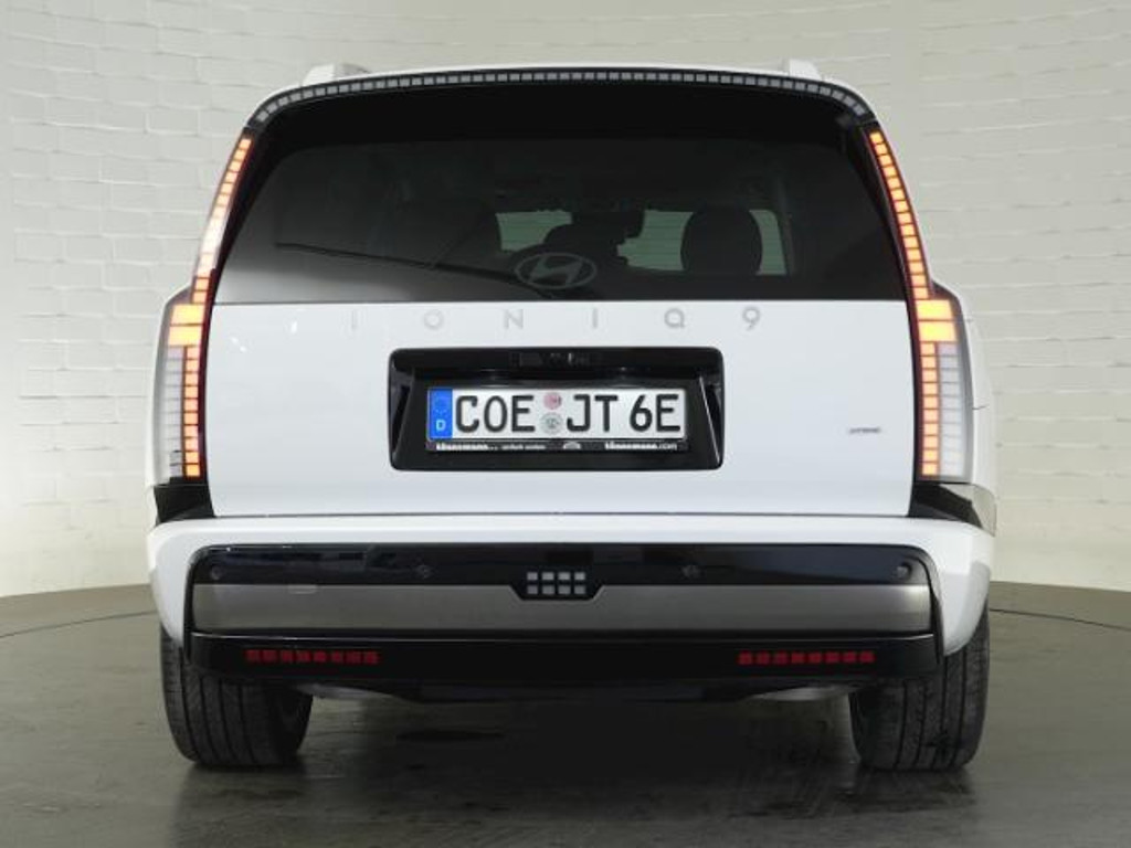 Hyundai IONIQ 9