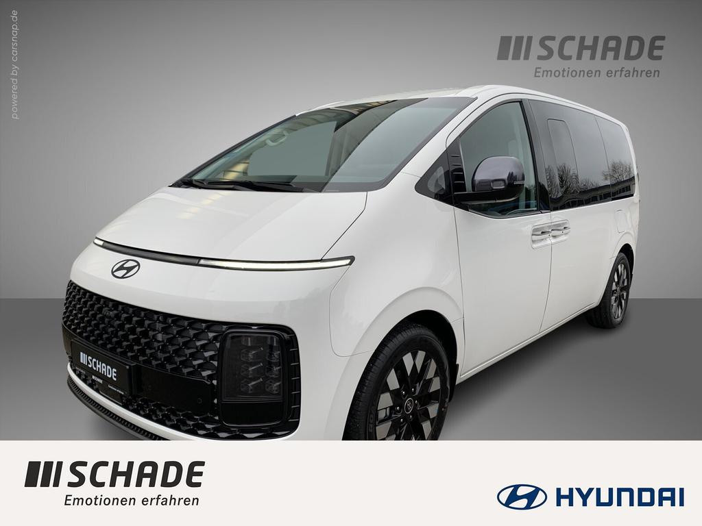 Hyundai Staria Signature