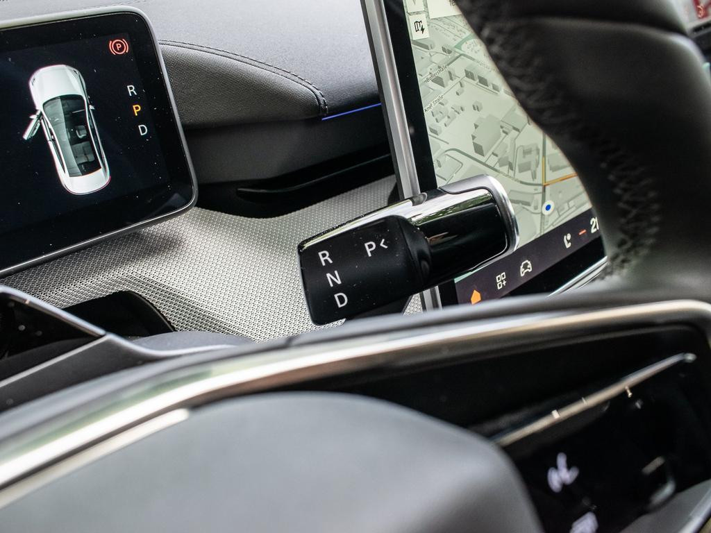 Polestar 4