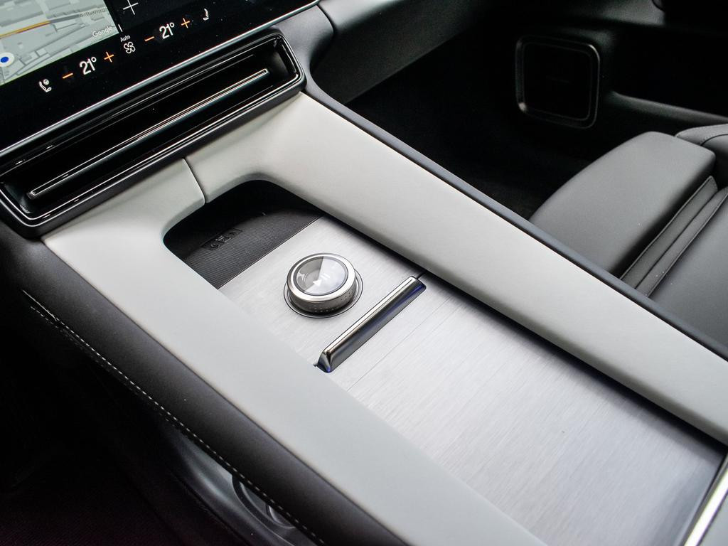 Polestar 4