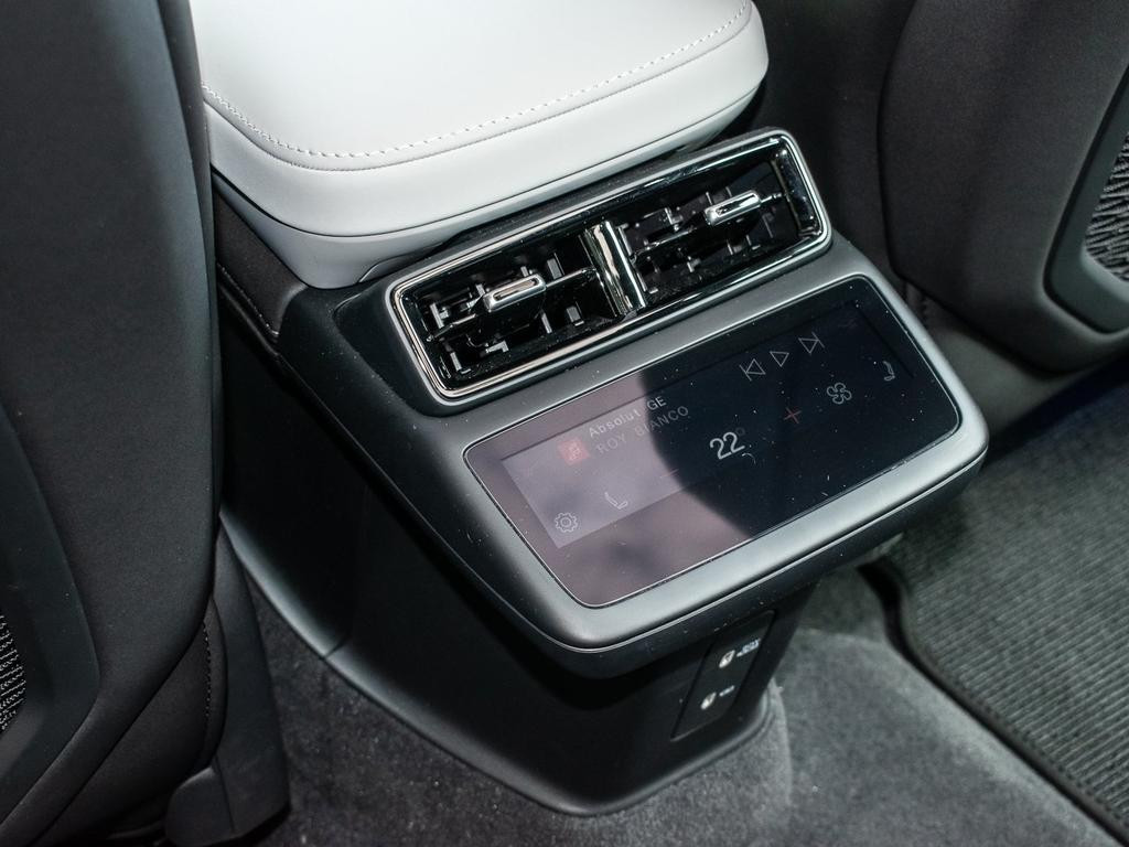 Polestar 4