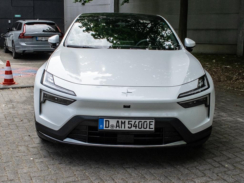Polestar 4