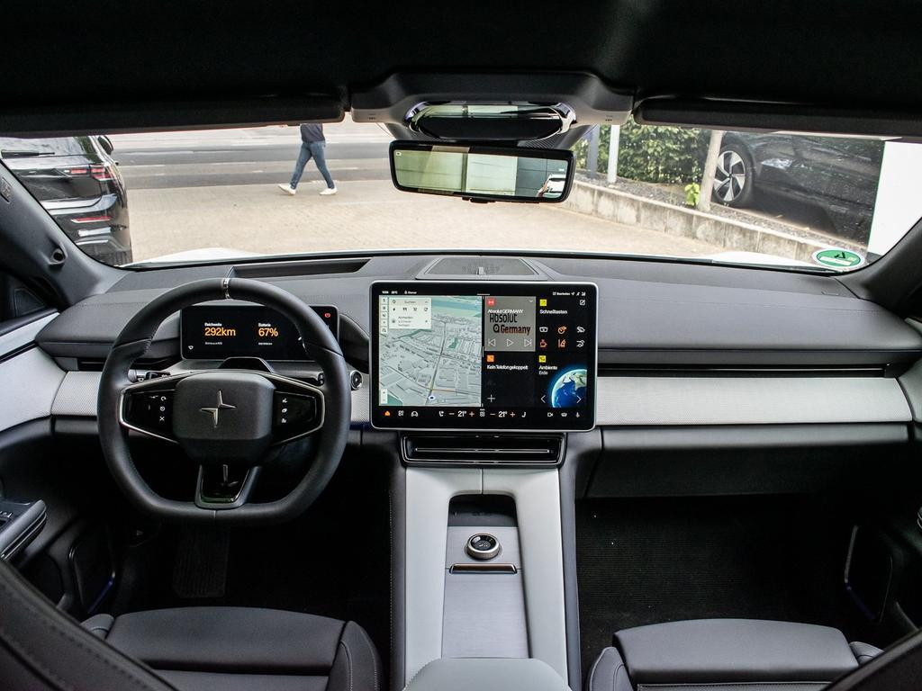 Polestar 4