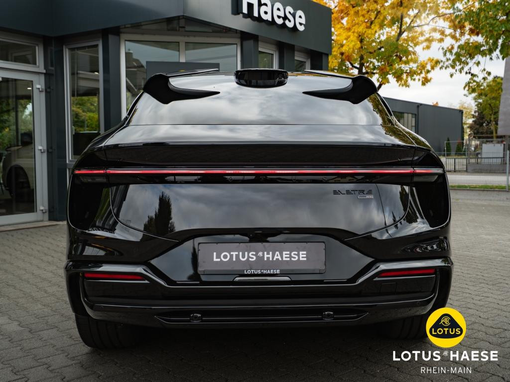 Lotus Eletre