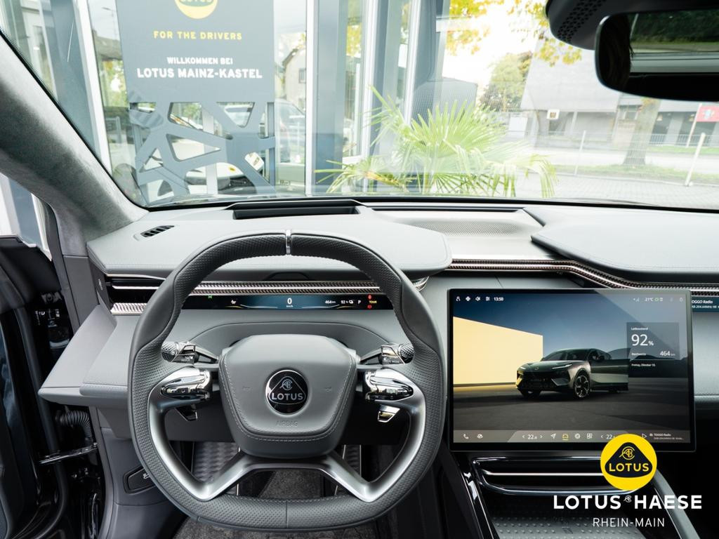 Lotus Eletre