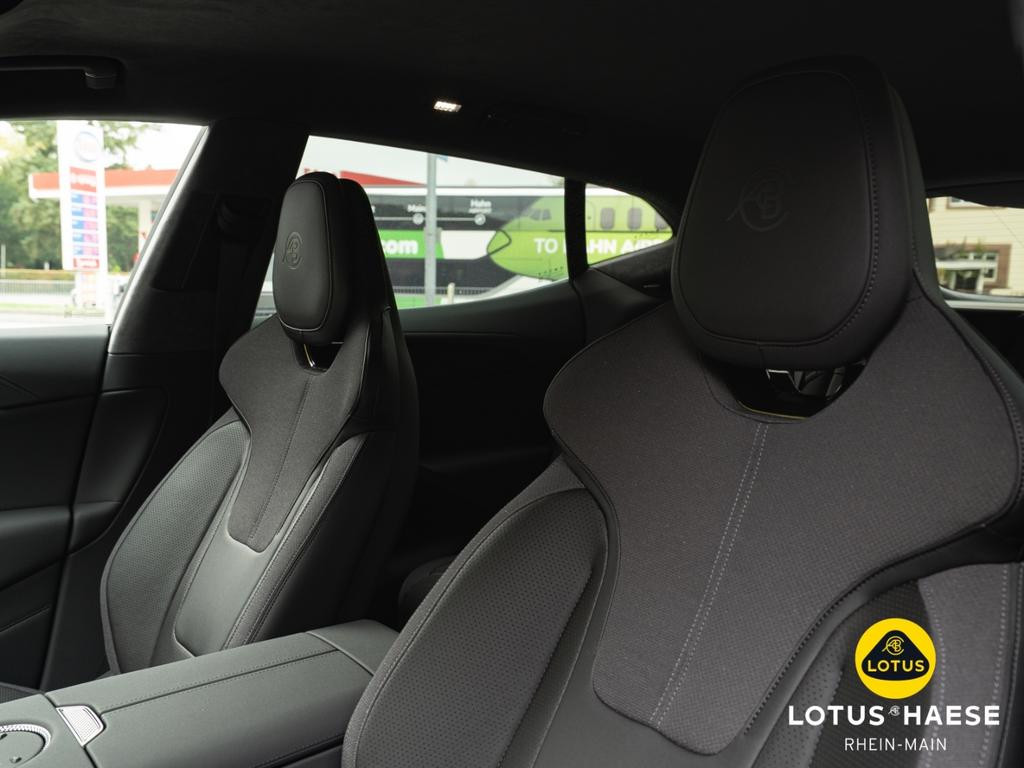 Lotus Eletre