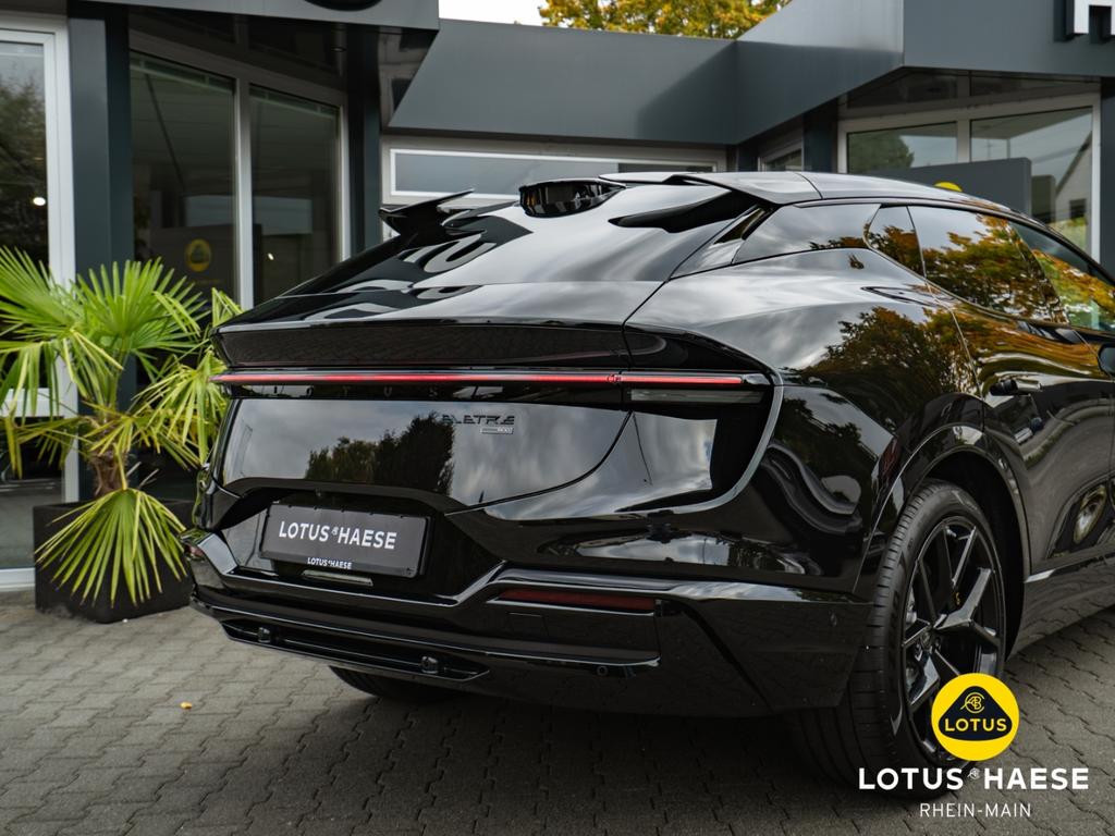 Lotus Eletre