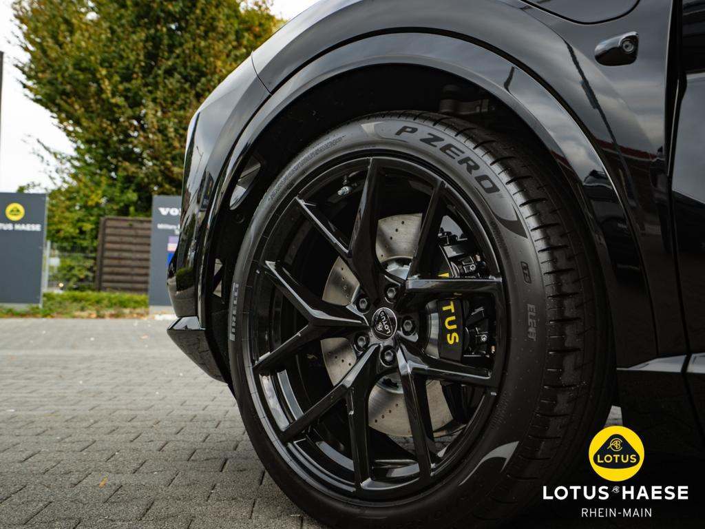 Lotus Eletre