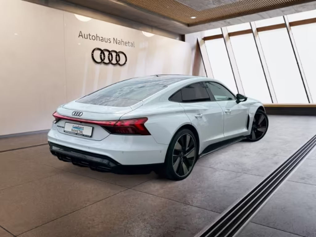 Audi e-tron GT