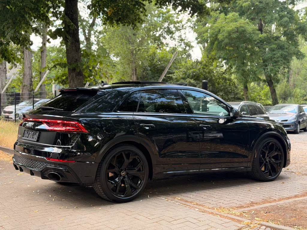 Audi RS Q8
