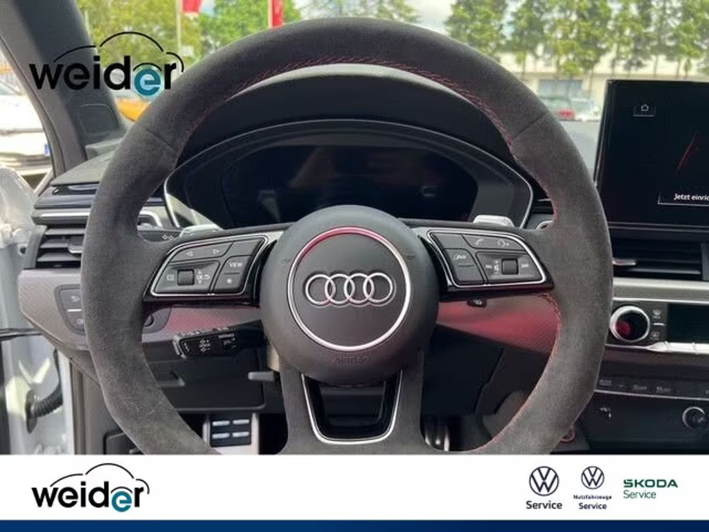 Audi RS4