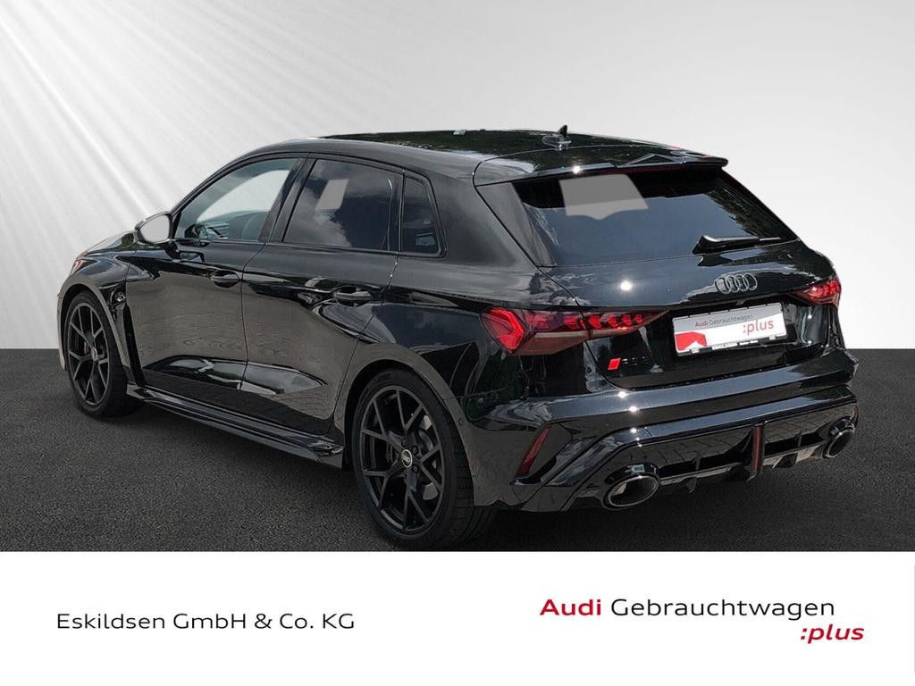 Audi RS3 Sportback Sedan S-Tronic