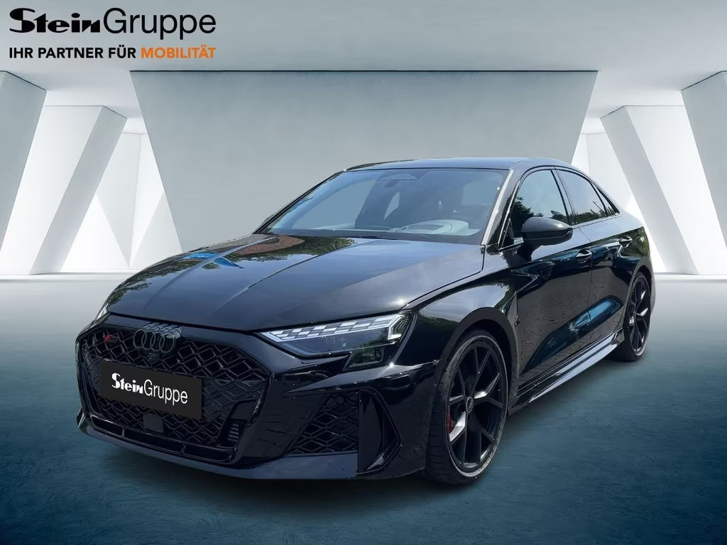 Audi RS3 Sedan S-Tronic