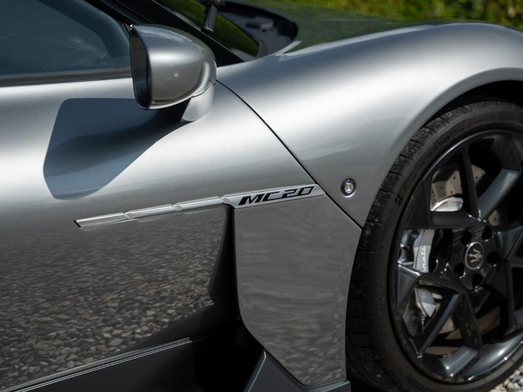 Maserati MC20