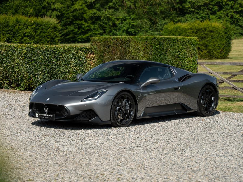 Maserati MC20