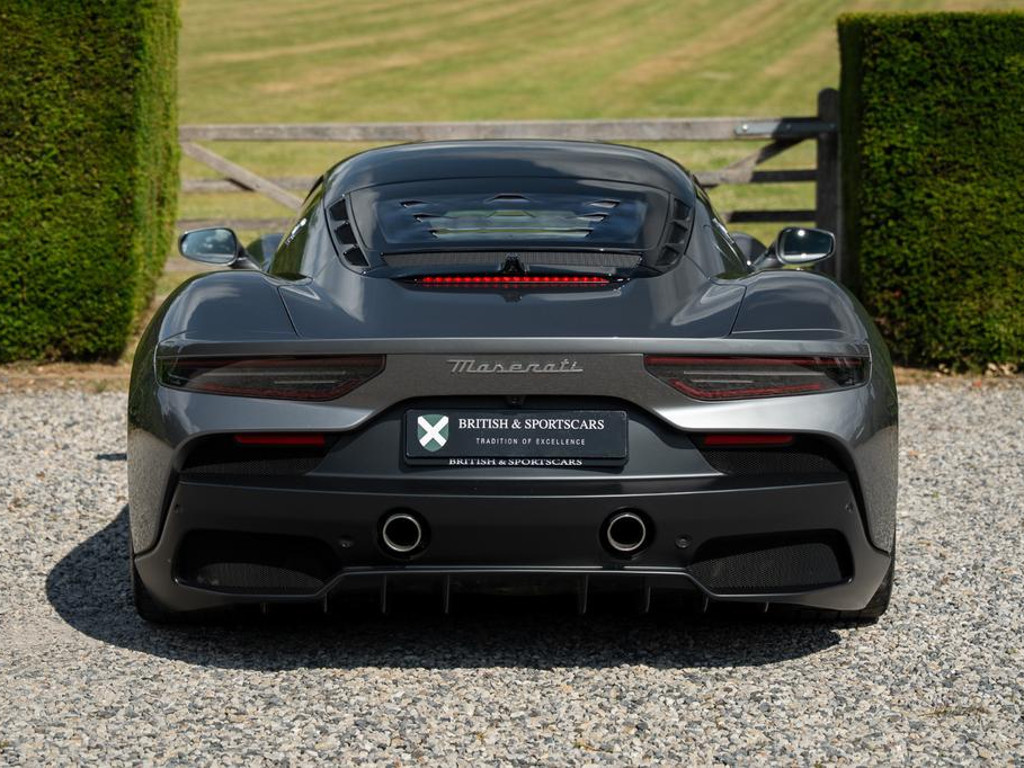 Maserati MC20