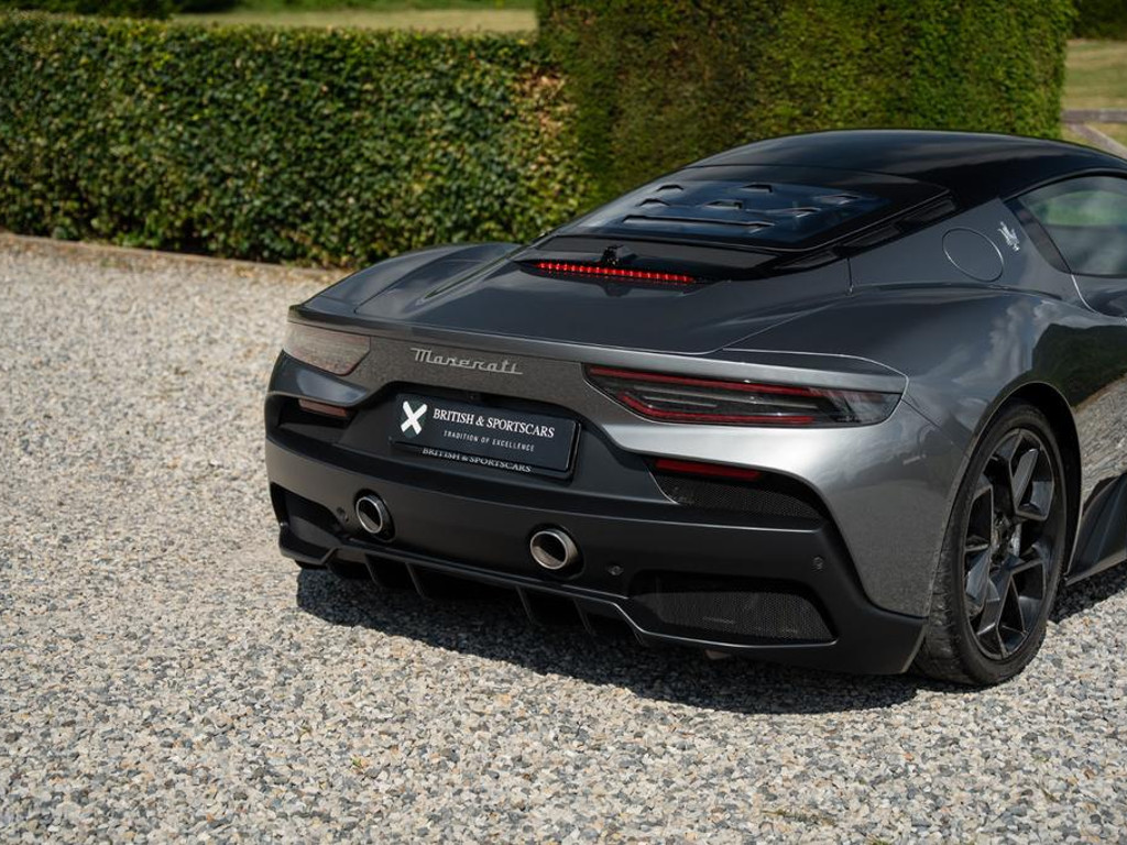 Maserati MC20