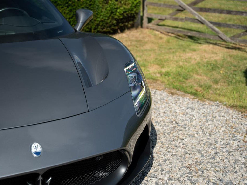 Maserati MC20