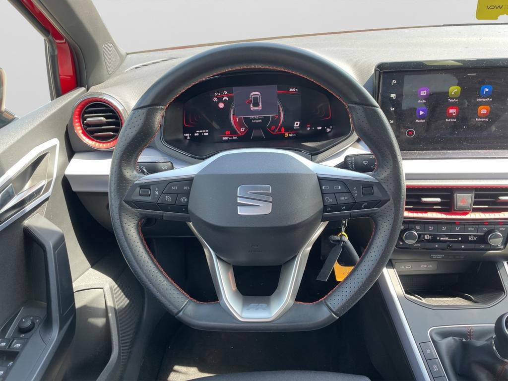 Seat Arona