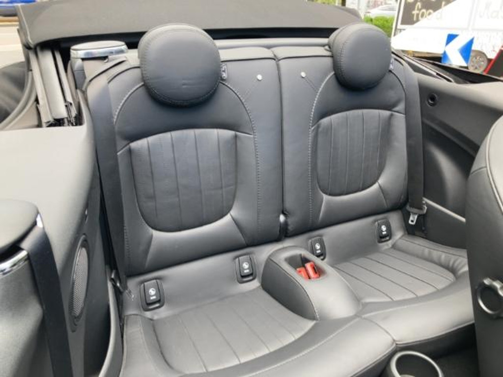 Mini Cooper Cabrio